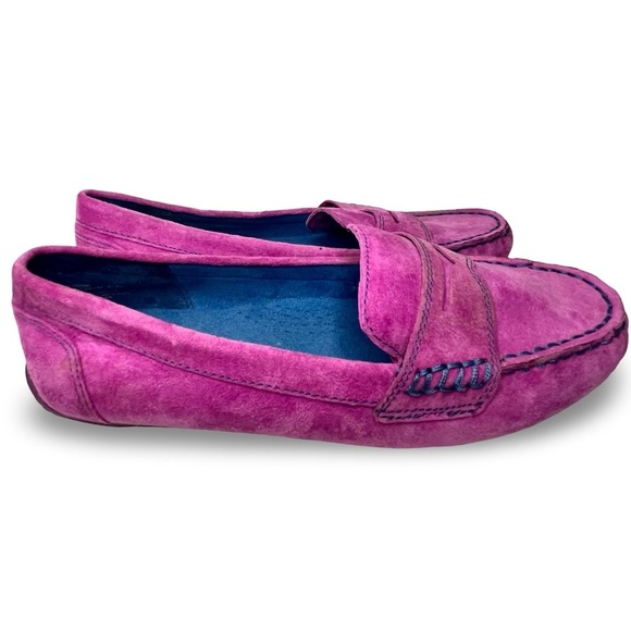 Shoes - Cynthia Rowley Fuschia Leather Suede Loafers Size 8